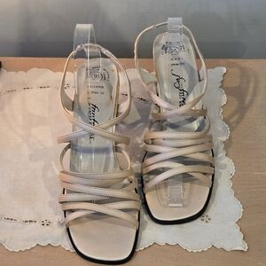 Tan/Cream Strappy Sandals by Fanfares – Size 9.5 – 3" Heel